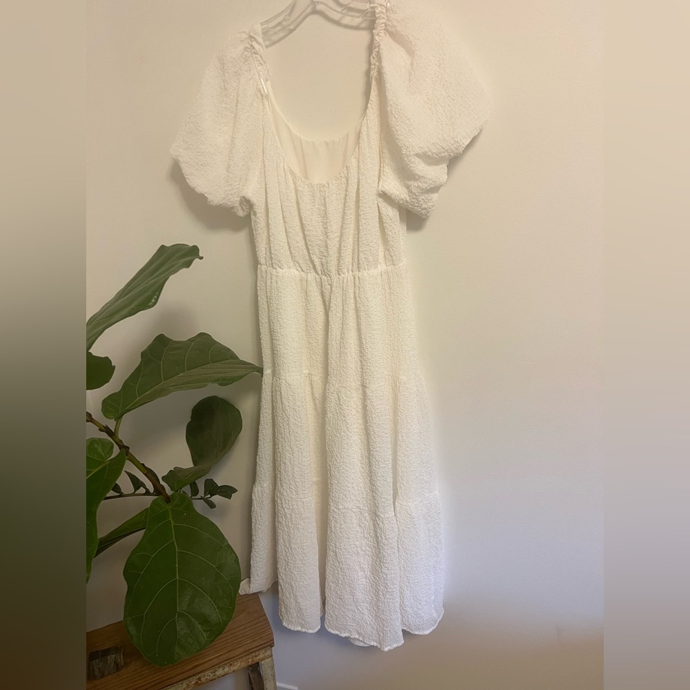 ASTR gauze crepe puff sleeve white midi - Picture 5 of 7